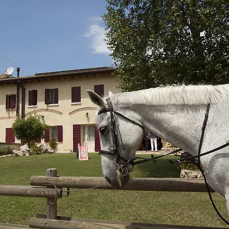 Agriturismo Nonna Maria منزل ريفي